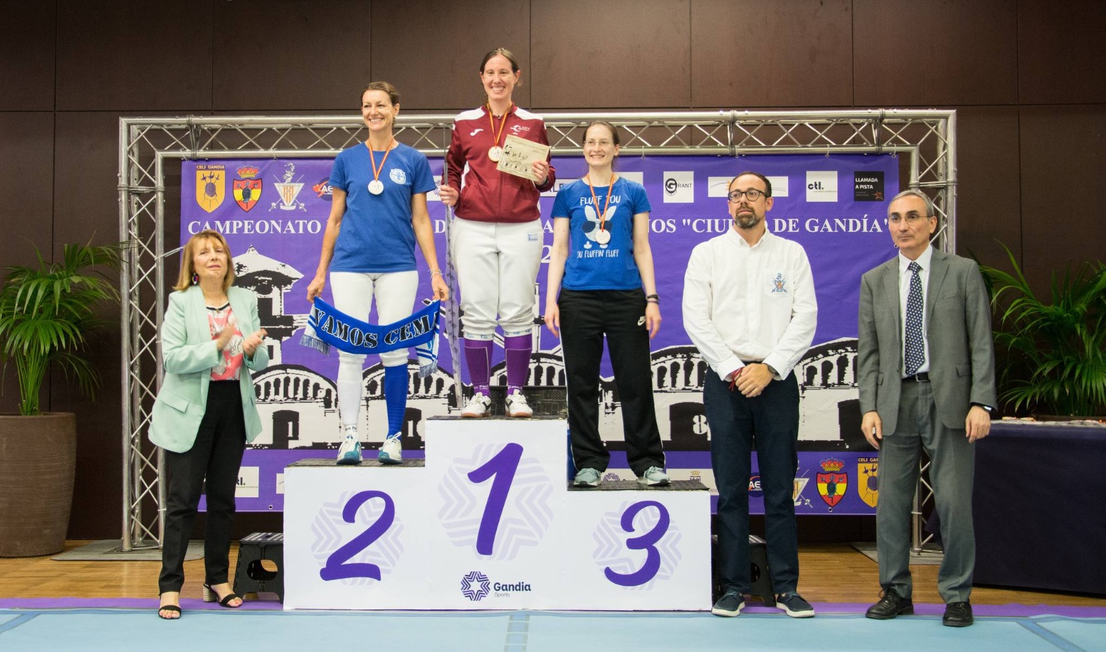 Ana en el podio Gandia 2024.